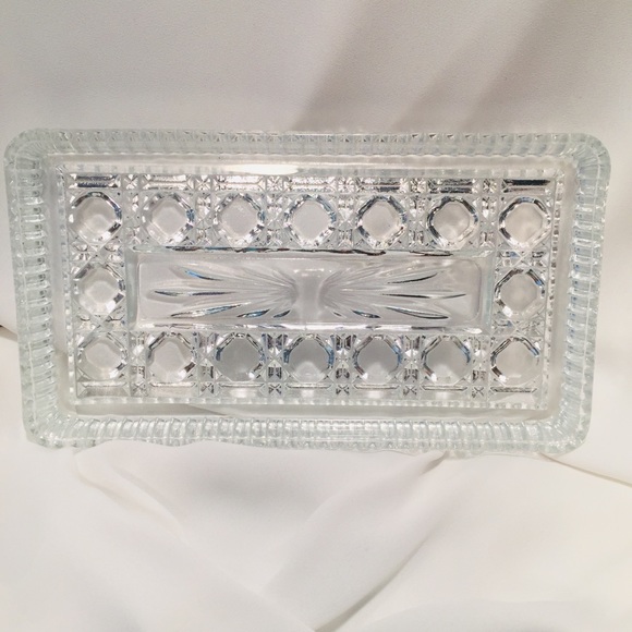 Vintage 1940s Clear Pressed Glass Rectangle Windsor Pattern Vanity Dish - Picture 13 of 14